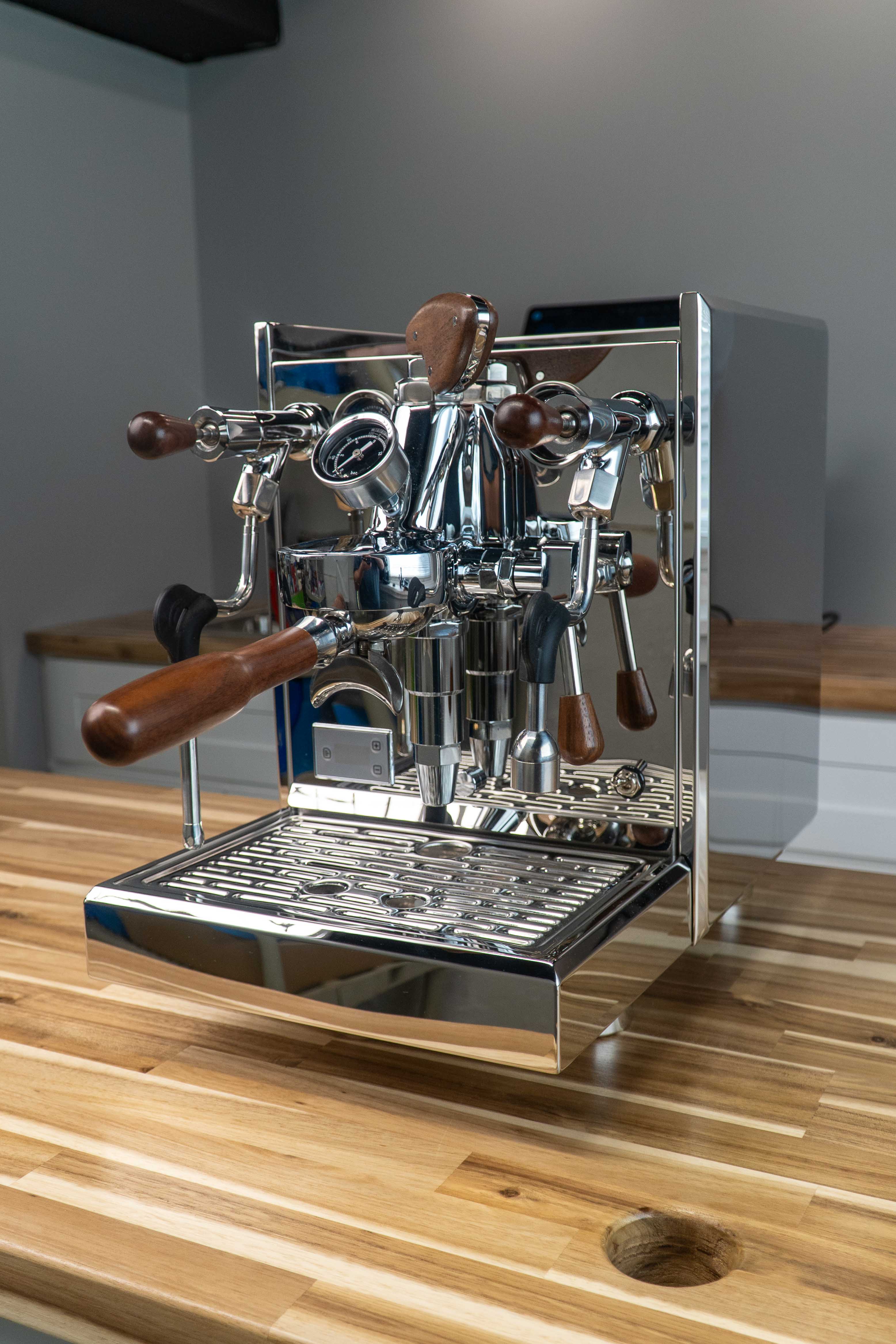 Turin™ Gallatin DB - Dual Boiler Espresso Machine with PID - Image 16