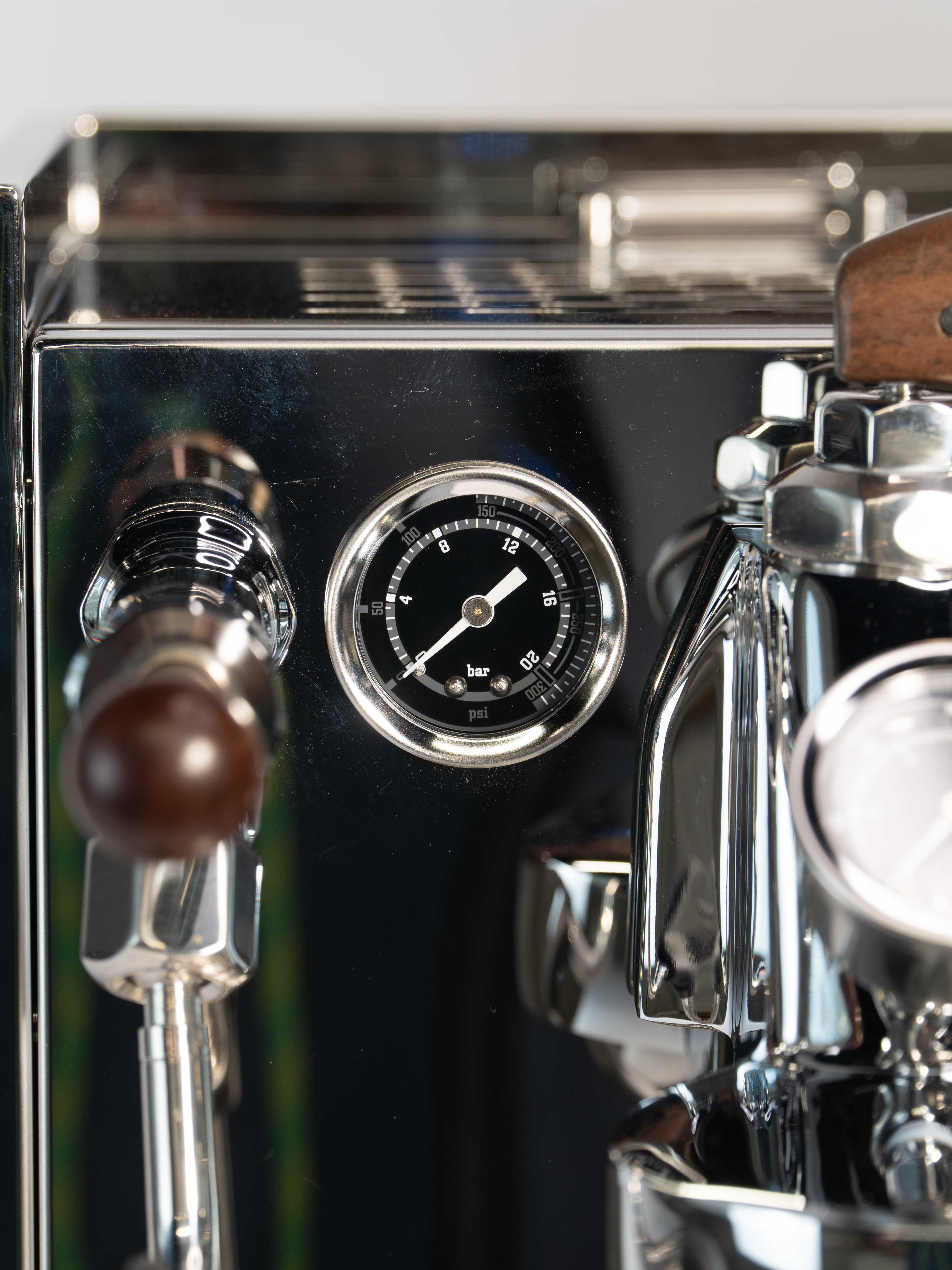 Turin™ Gallatin DB - Dual Boiler Espresso Machine with PID - Image 6