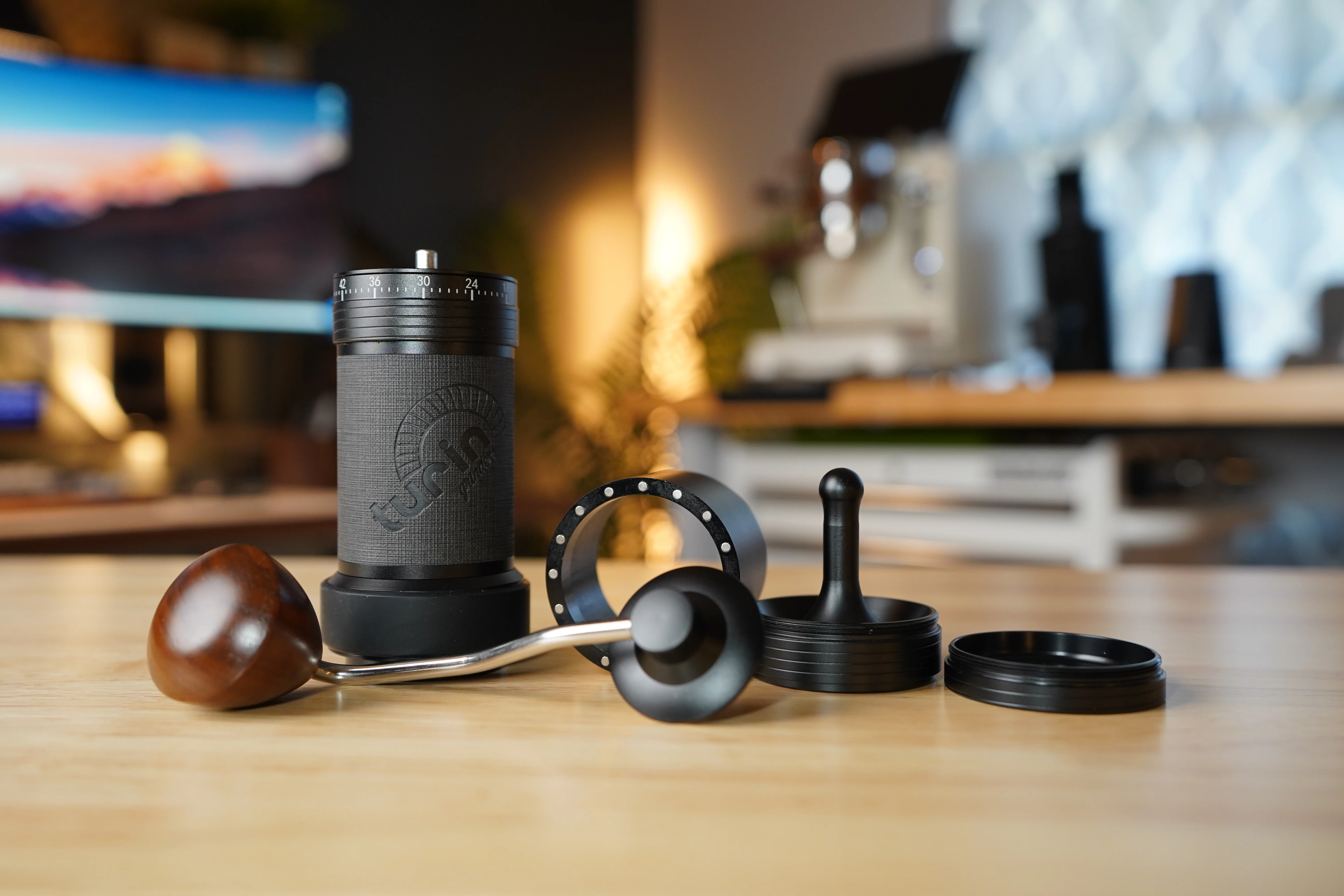 TURIN™ H63™ HAND COFFEE GRINDER - Image 12