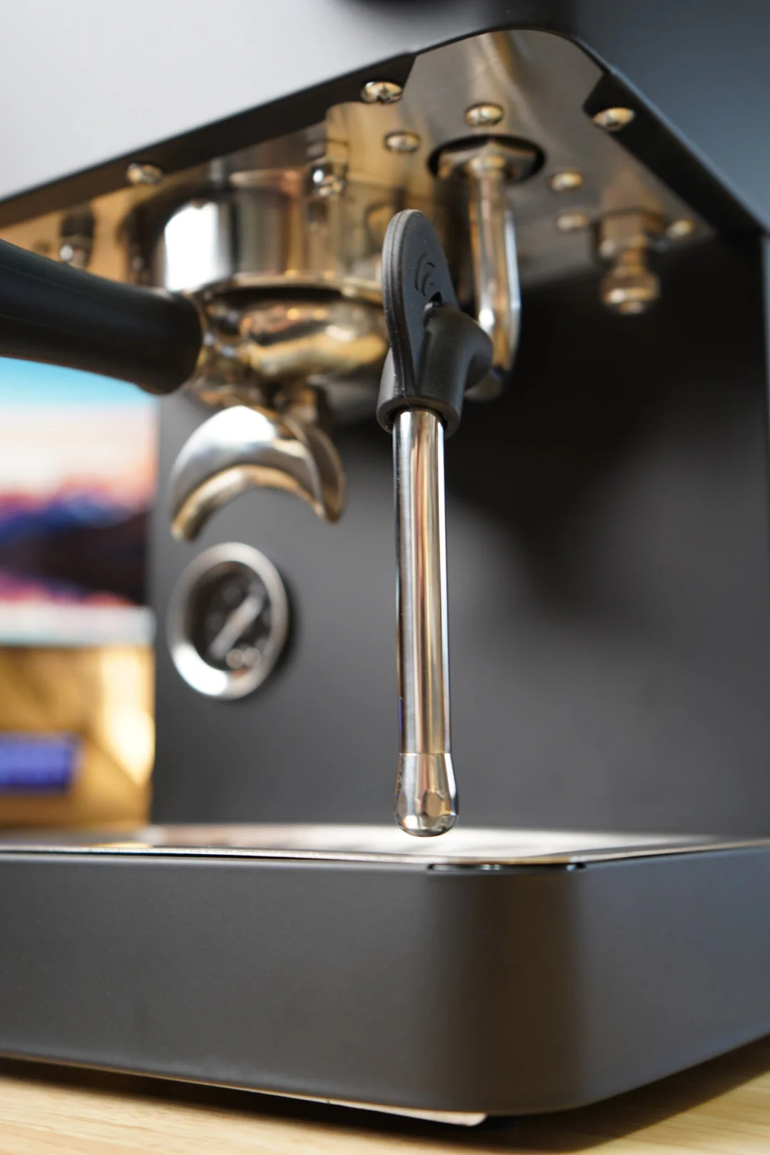 Turin™ Legato™ V2 Espresso Machine - Image 16