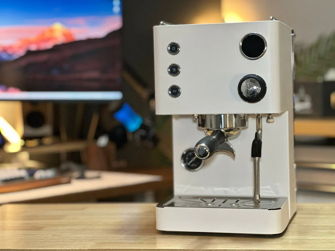 Turin™ Legato™ V2 Espresso Machine - Image 5