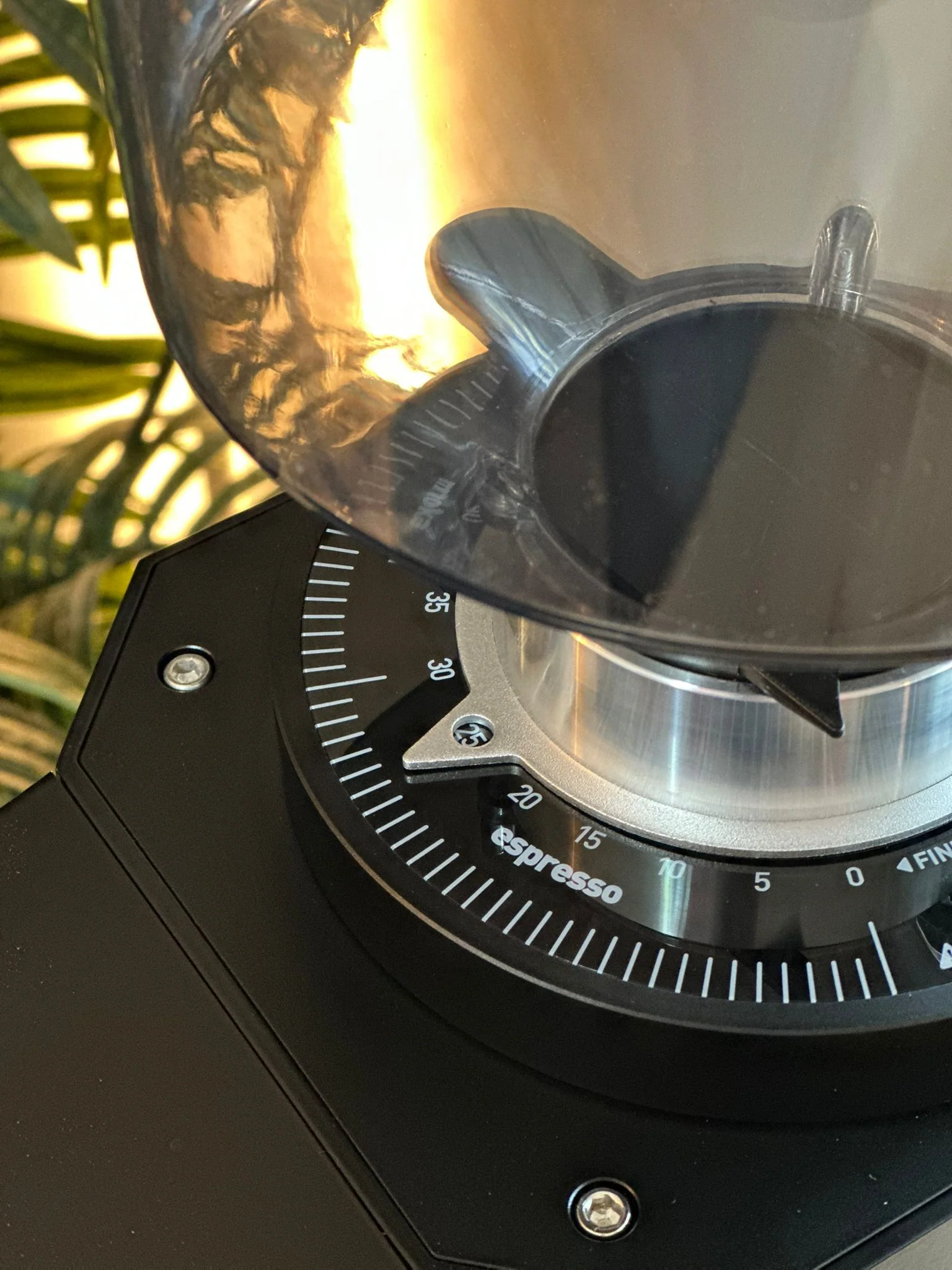 Turin ZF83 Commercial Espresso Grinder - Image 40